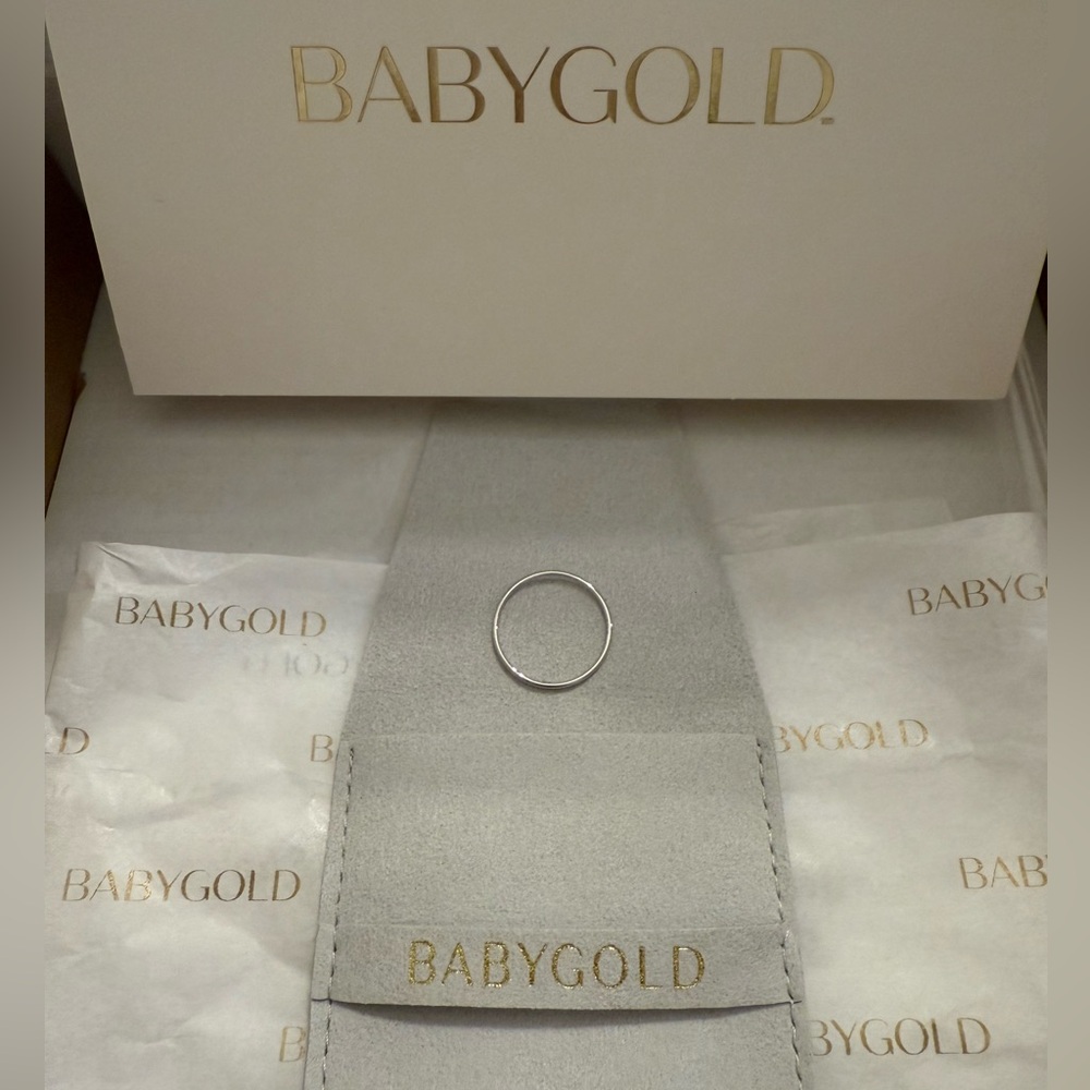 Babygold Stacking Ring - Picture 3 of 6